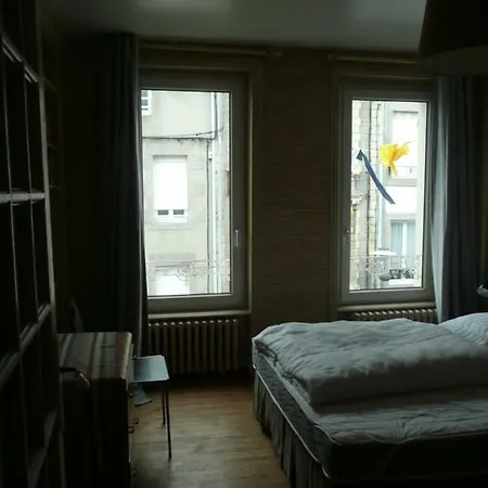 81 Rue Des Juifs *